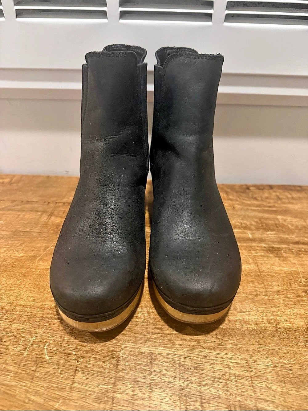 FRYE Ankle Boots Black Wood-Look Heel